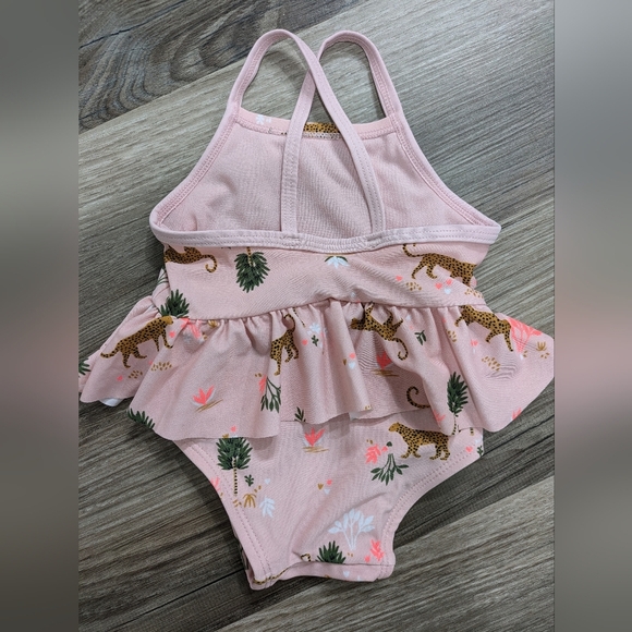 Old Navy Baby Girl 0-3 Months Leopard Ruffled 1-Piece Swimsuit - Picture 2 of 6